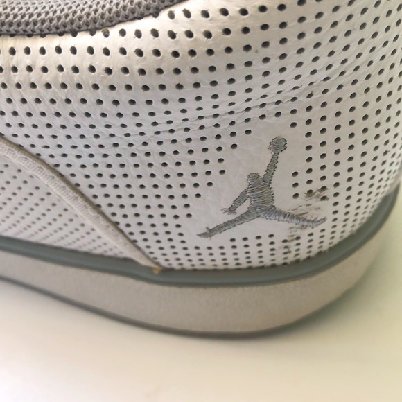 Jordan Retro\'s Nike Ivory Sky High Sneakers 10.5 main image 4